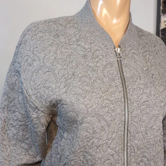 Gap Floral Quilted Cocoon Bomber Jacket Womens Medium Relaxed Grey Pima Cotton - Picture 3 of 11